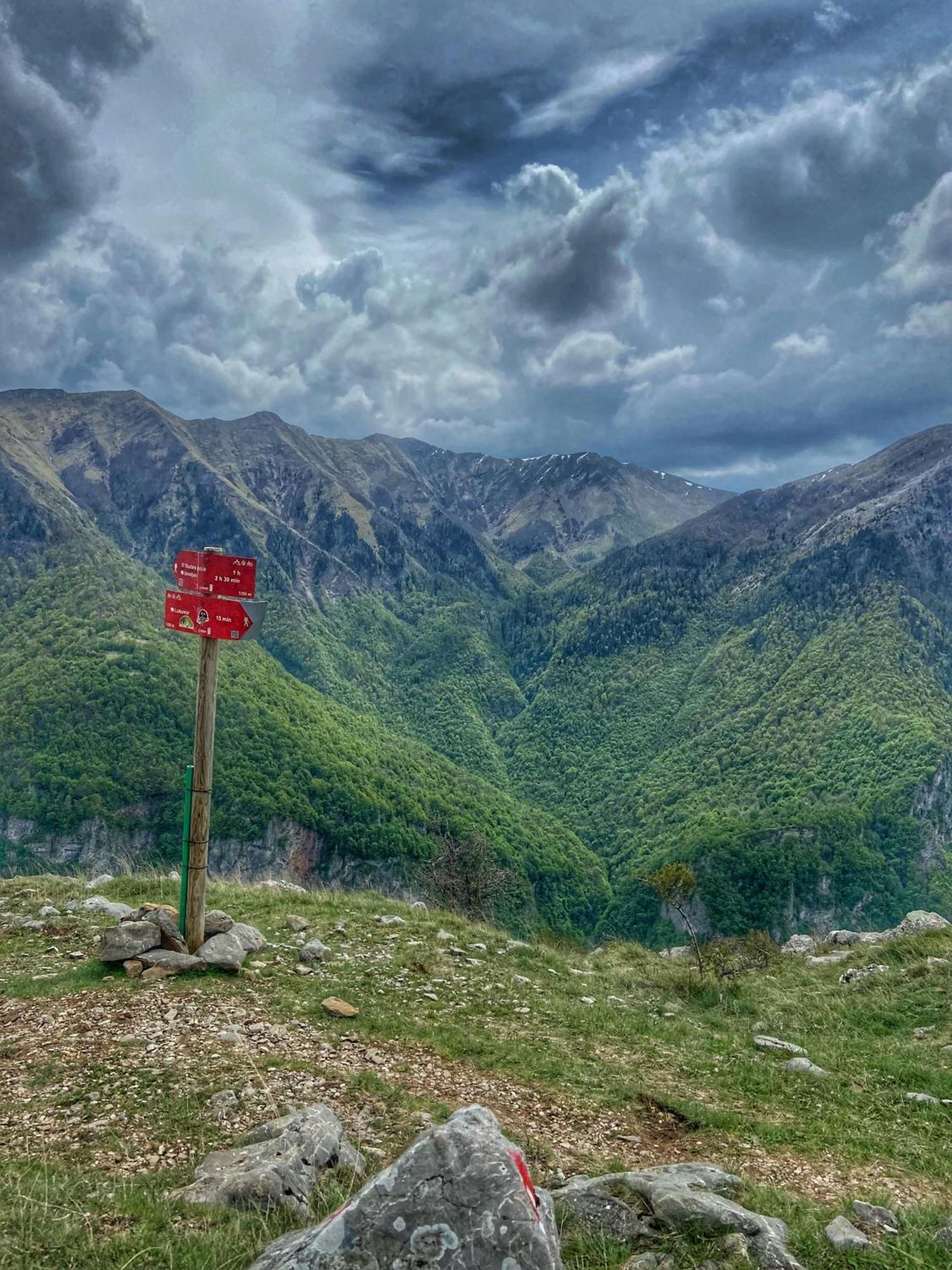Konak Umoljani エクステリア 写真