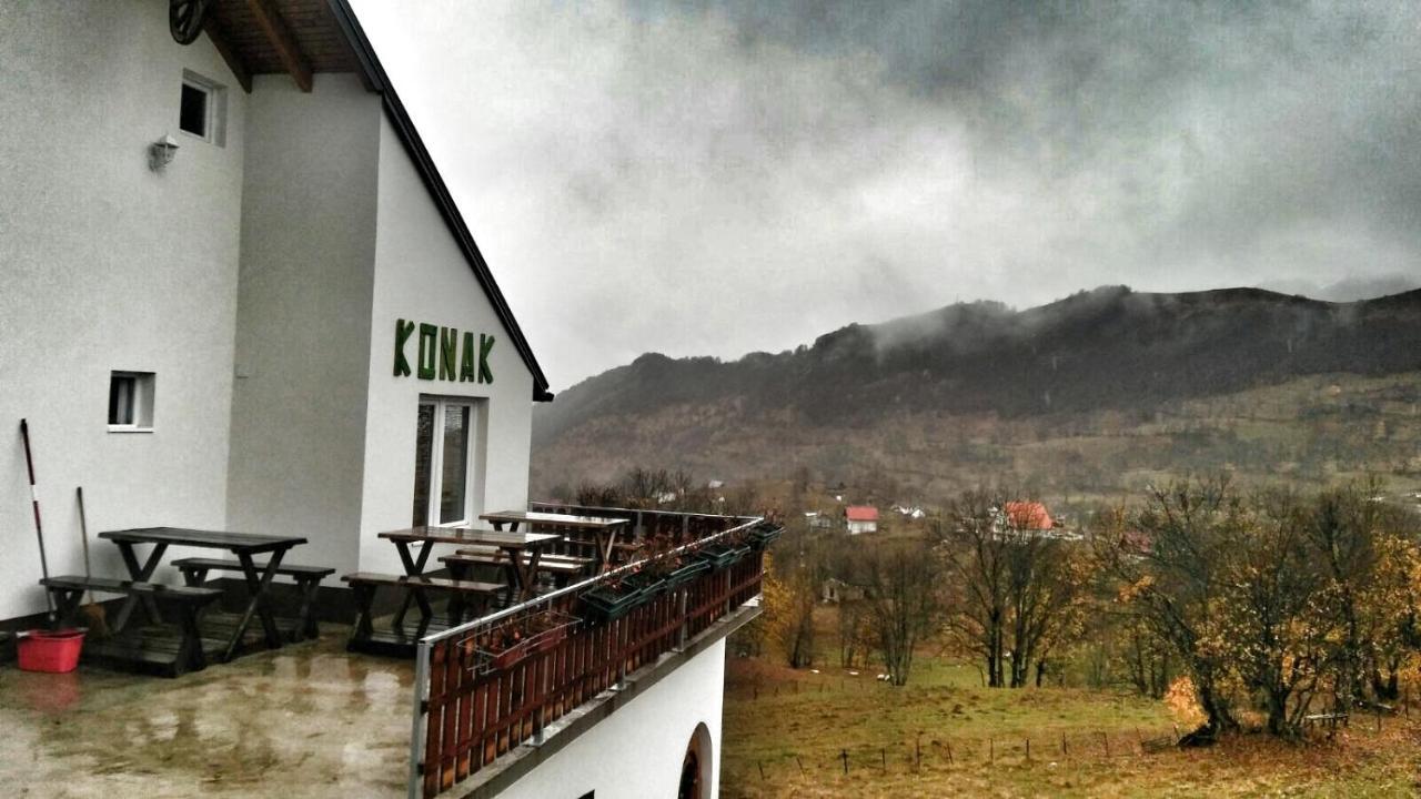 Konak Umoljani エクステリア 写真